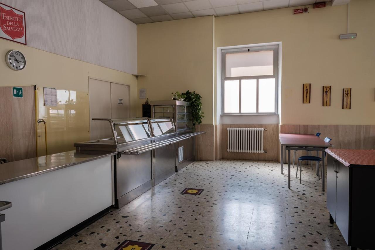 Ostello Foresteria Esercito Della Salvezza *