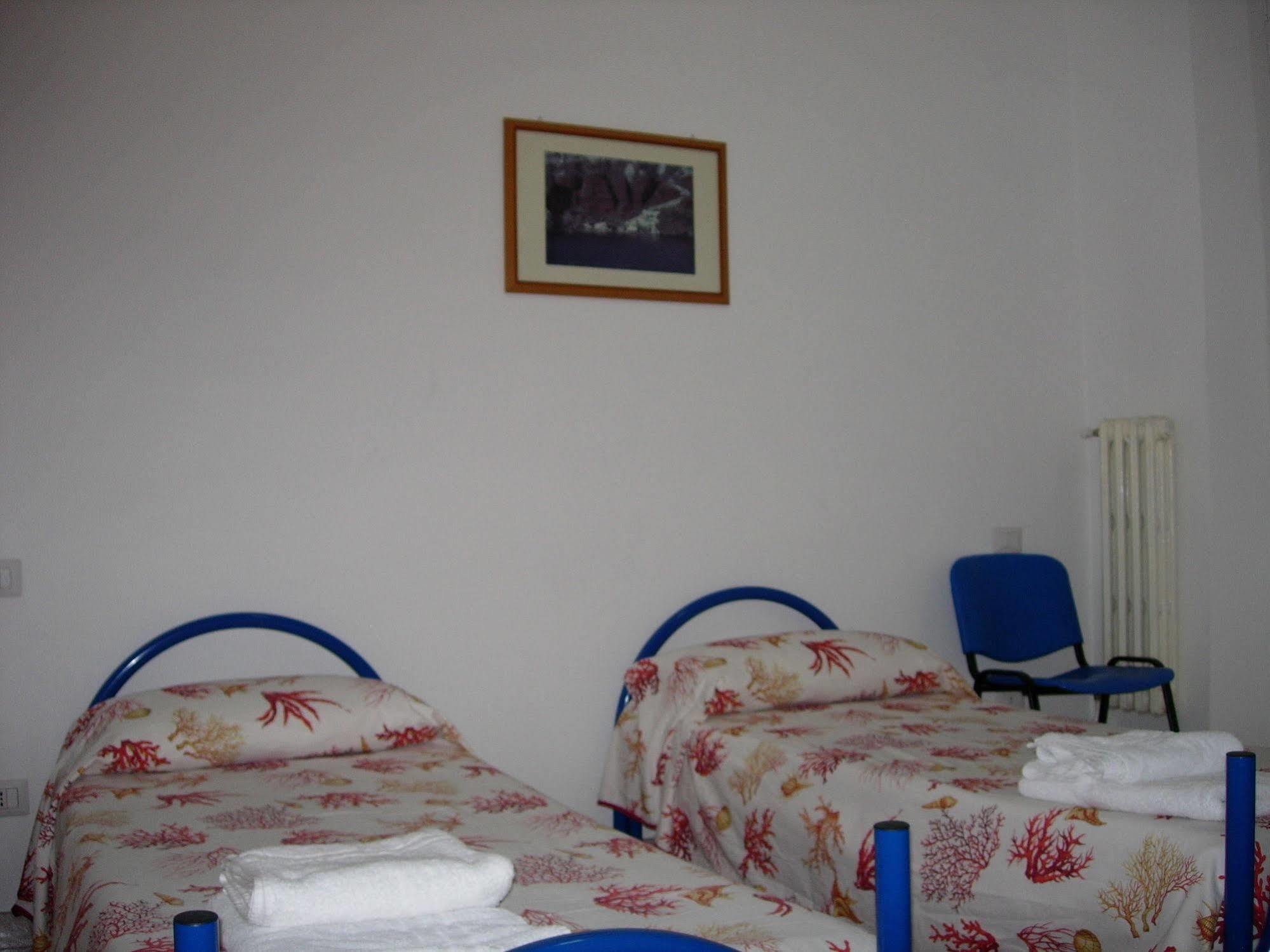 Foresteria Esercito Della Salvezza Hostel *